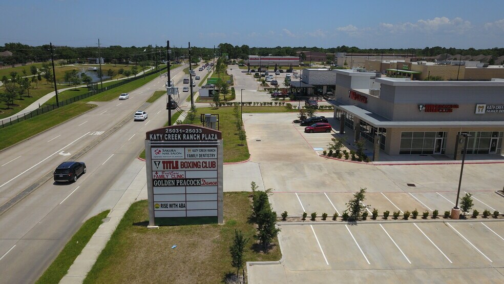 More Photos Of 25031 Westheimer Pky, Katy Storefront For Lease