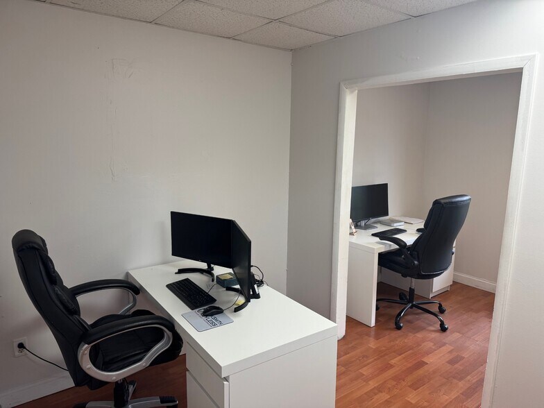 More Photos Of 3551-3557 NW 79th Ave, Miami Warehouse For Lease