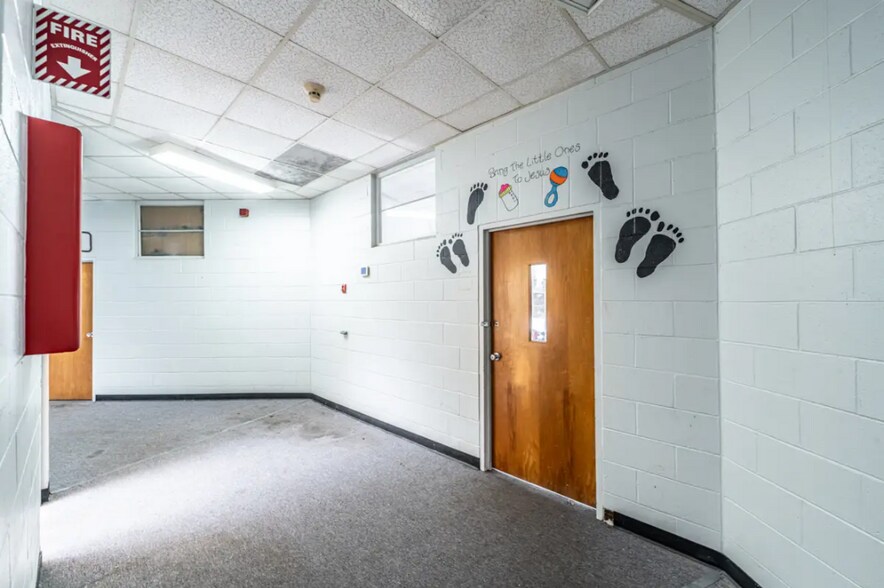 More Photos Of 62 Krannert Dr NW, Rome Schools For Sale