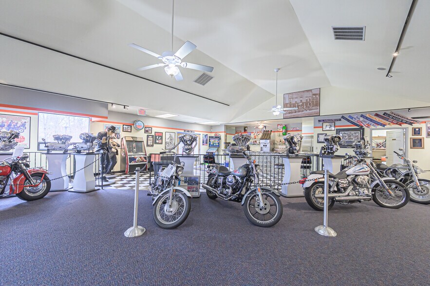 More Photos Of 219 E White Horse Pike, Galloway Health Club For Sale