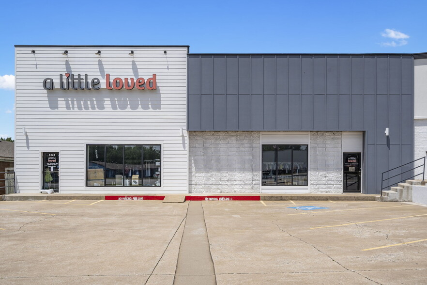 Primary Photo Of 1223 US-412, Siloam Springs Storefront For Lease