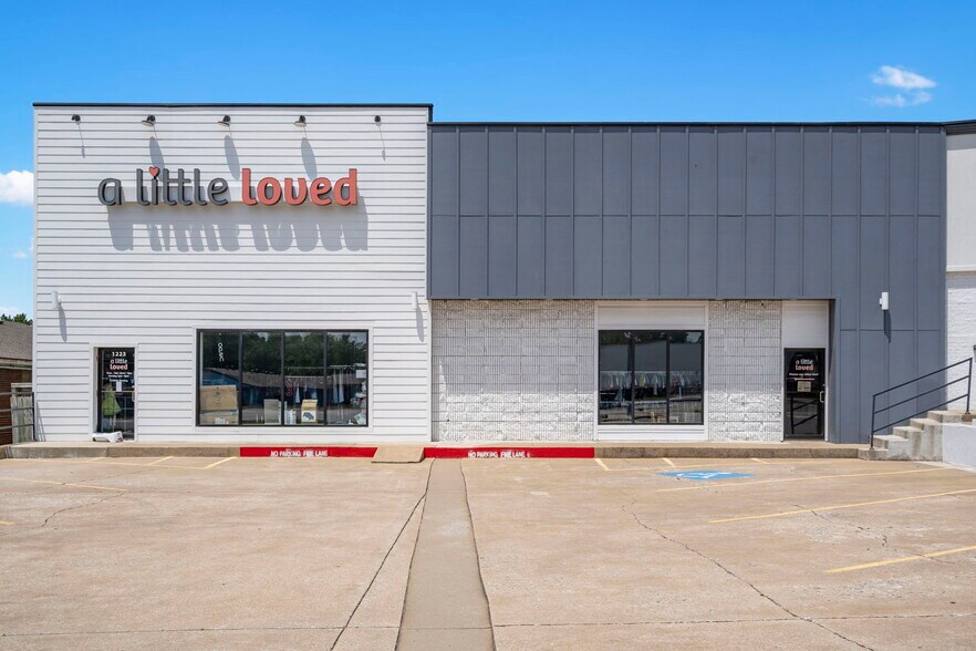 Primary Photo Of 1223 US-412, Siloam Springs Storefront For Lease