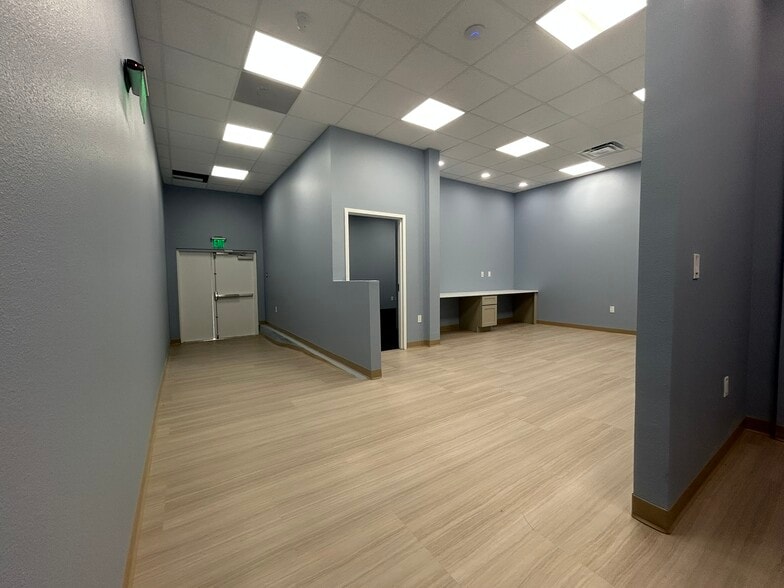 More Photos Of 2032 W Washington St, Orlando Warehouse For Sale