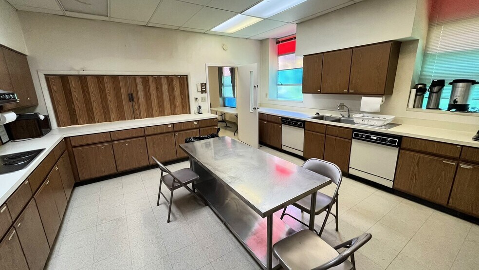 More Photos Of 920 Leon St, Durham Specialty For Sale