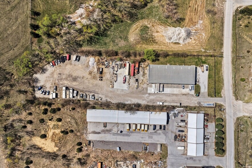 More Photos Of 21909 R & R Rd, Gretna Warehouse For Sale