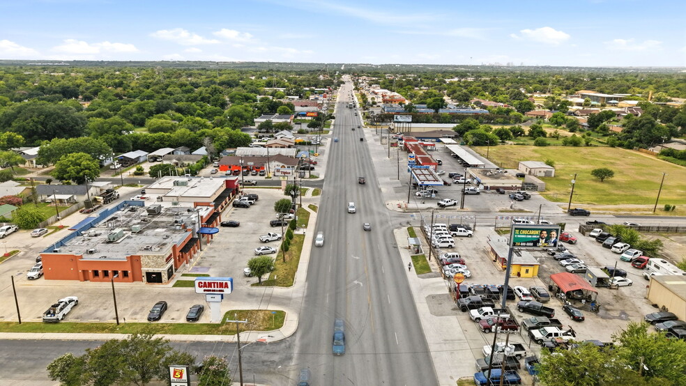 More Photos Of 4946 Rigsby Ave, San Antonio Restaurant For Sale