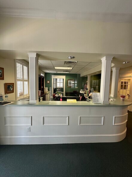 More Photos Of 1850 Bellair Blvd, Orange Park Medical For Sale