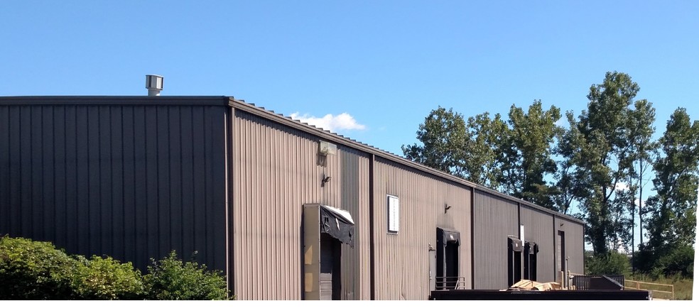 Primary Photo Of 6150 Enterprise Pky, Grove City Light Distribution For Lease