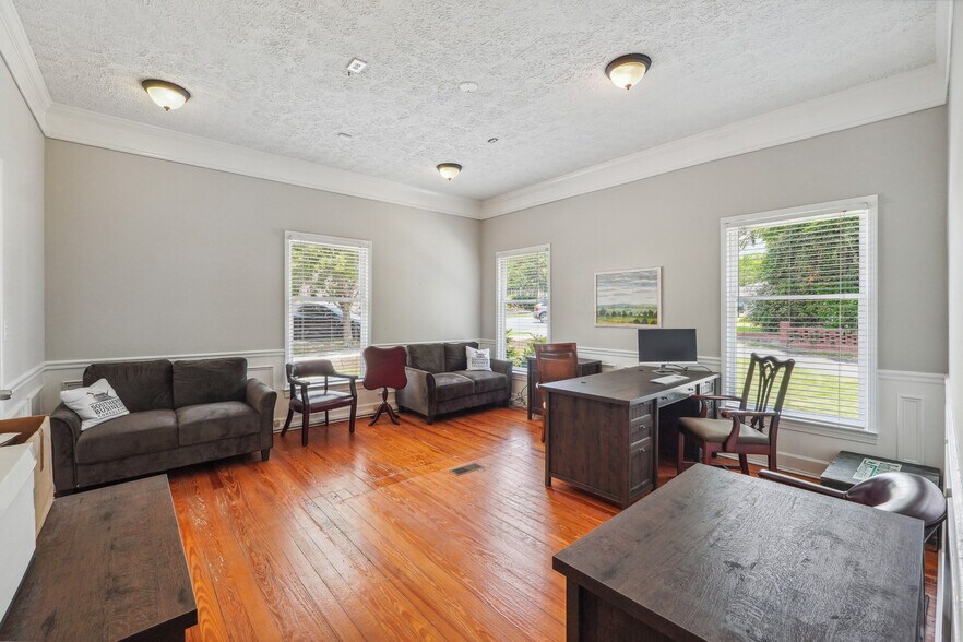 More Photos Of 321 E Main St, Canton Office Residential For Sale