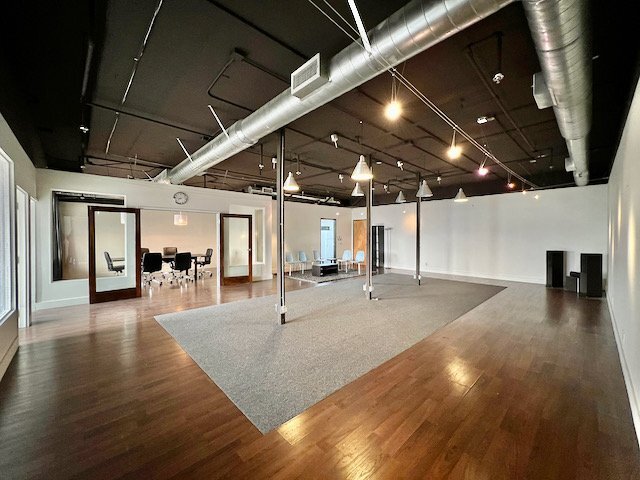 More Photos Of 7813-7815 Beverly Blvd, Los Angeles Office For Lease