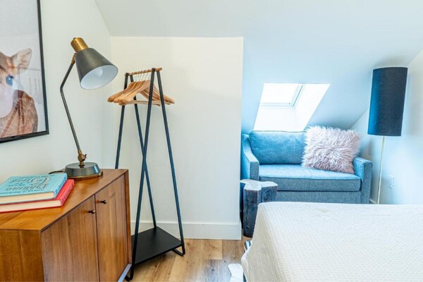 More Photos Of 10 Front St, Lake George Hospitality For Sale