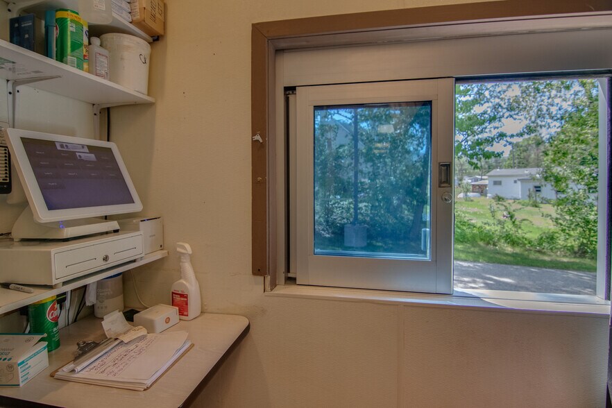 More Photos Of 12 Lancaster Rd, Gorham Fast Food For Sale