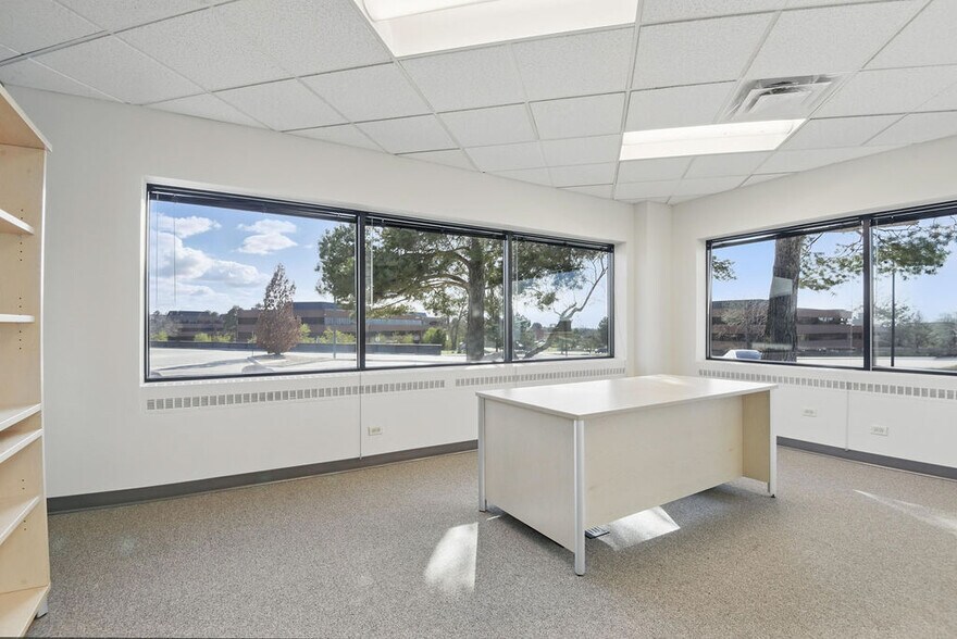 More Photos Of 6070 Greenwood Plaza Blvd, Greenwood Village Office For Sale