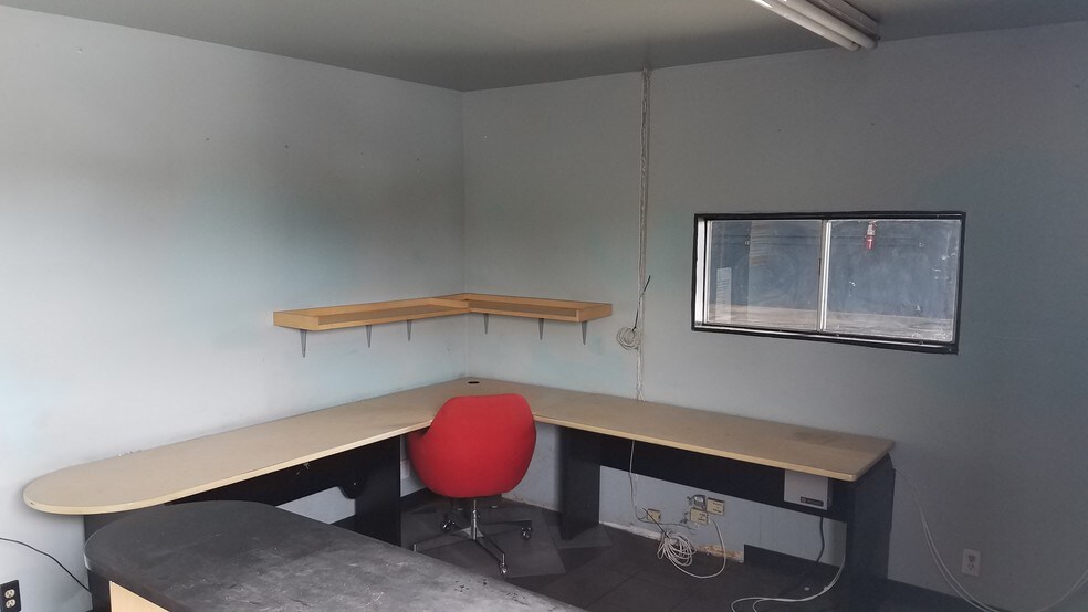 More Photos Of 6886-6894 Village Pky, Dublin Freestanding For Lease