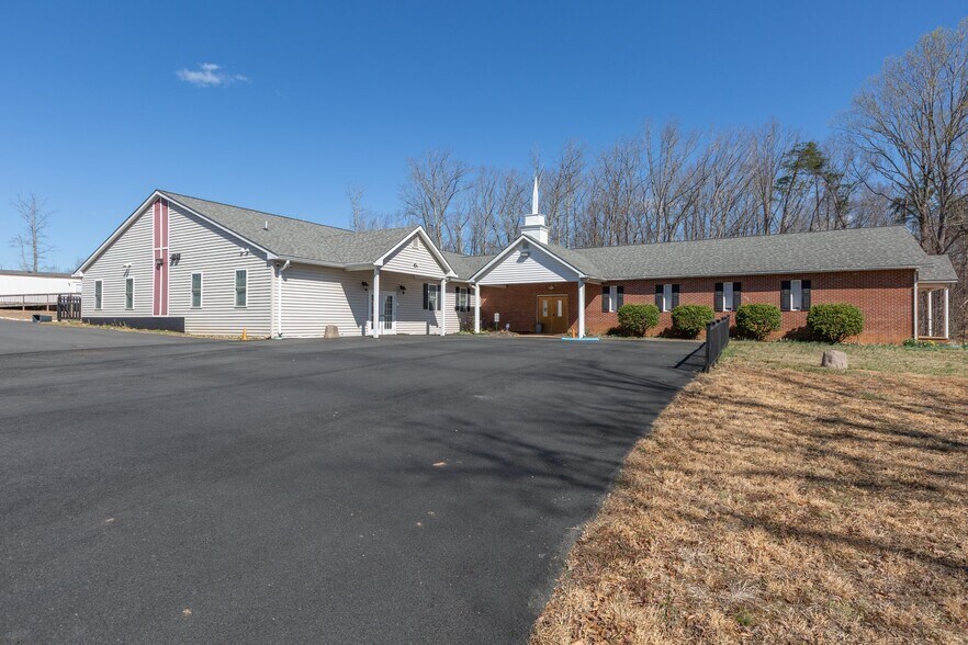 More Photos Of 378 John Tucker Rd, Madison Religious Facility For Sale