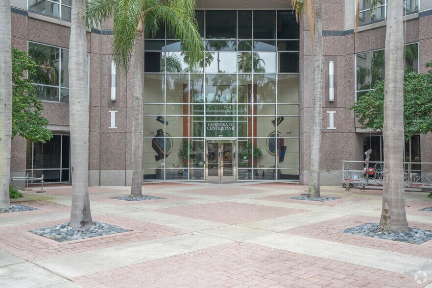 More Photos Of 2202 N Westshore Blvd, Tampa Coworking Space