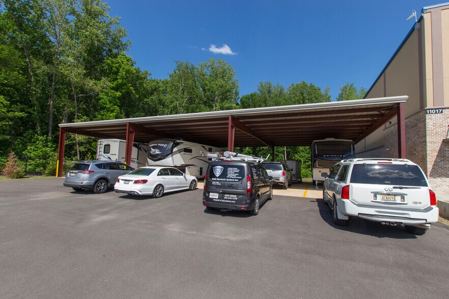 More Photos Of 11017 County Line, Madison Self Storage For Sale