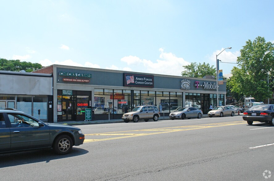 Primary Photo Of 112 Fulton Ave, Hempstead Freestanding For Lease