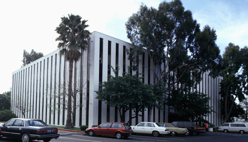 Primary Photo Of 575 E Hardy St, Inglewood Medical For Lease