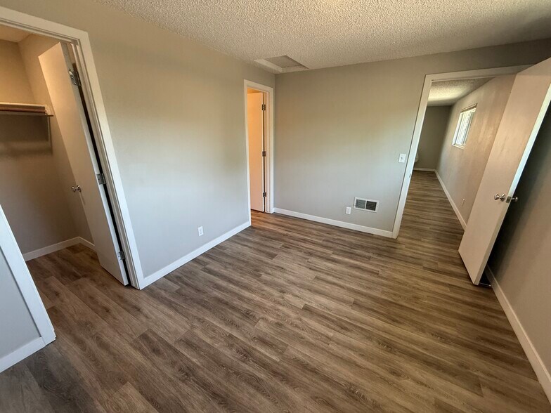 More Photos Of 80 Vine St, Reno Apartments For Sale