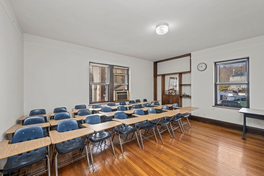 More Photos Of , Staten Island Specialty For Sale