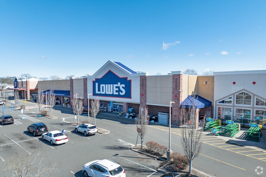 More Photos Of 2796 Route 112, Medford Unknown For Lease