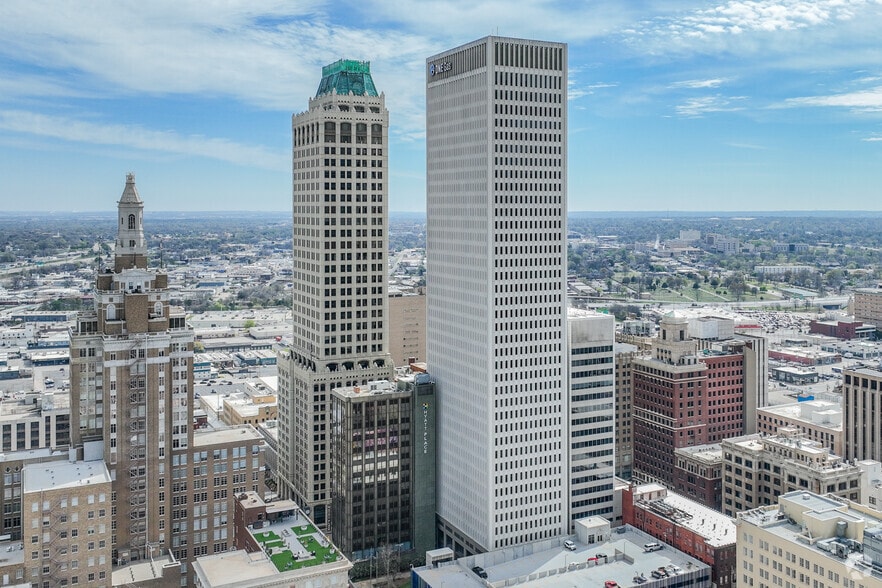 More Photos Of 15 E 5th St, Tulsa Office For Lease