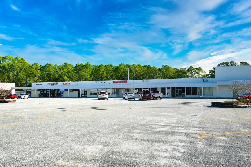 More Photos Of 2505 S Main St, Moultrie Unknown For Lease