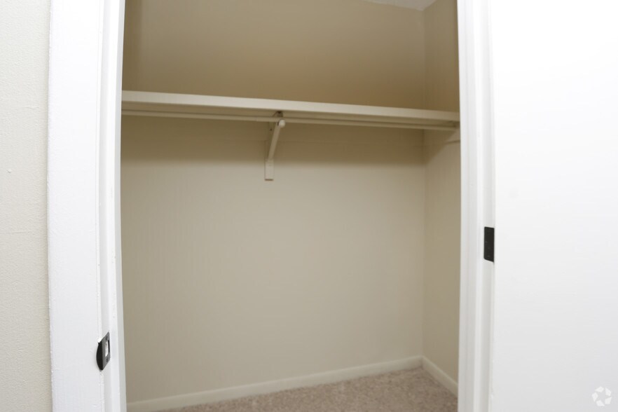 More Photos Of 30 Allen Ave, Asheville Apartments For Sale