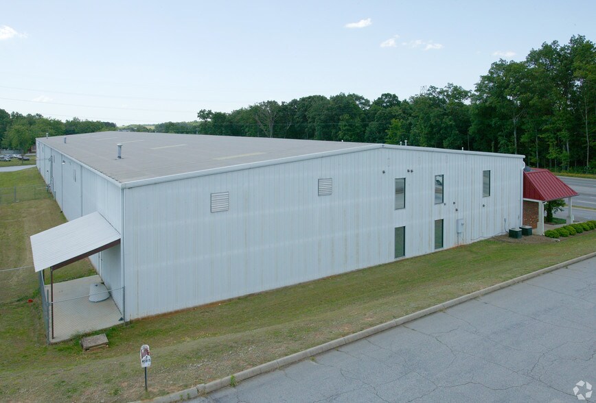 More Photos Of 1625 S Highway 14, Greer Warehouse For Lease