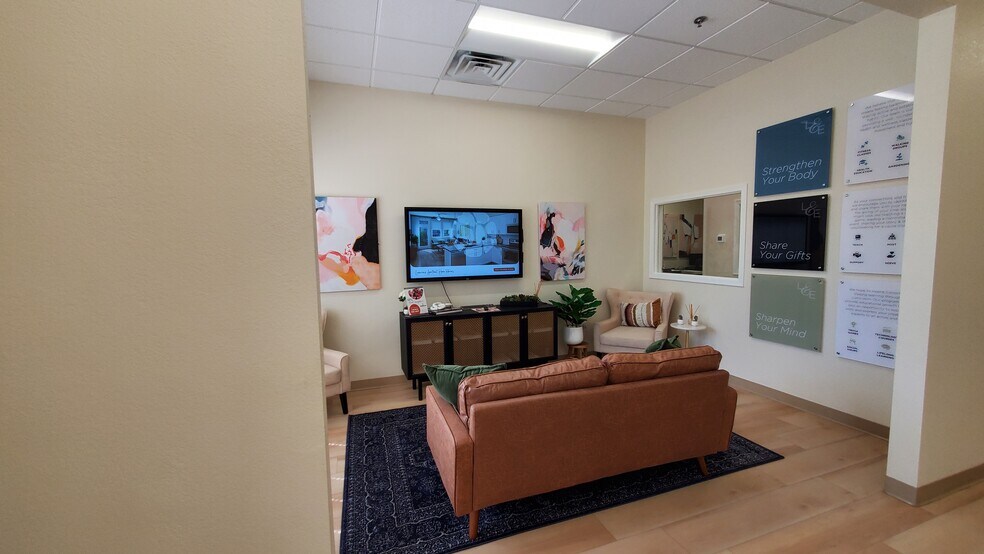 More Photos Of 18205 N 51st Ave, Glendale Medical For Lease