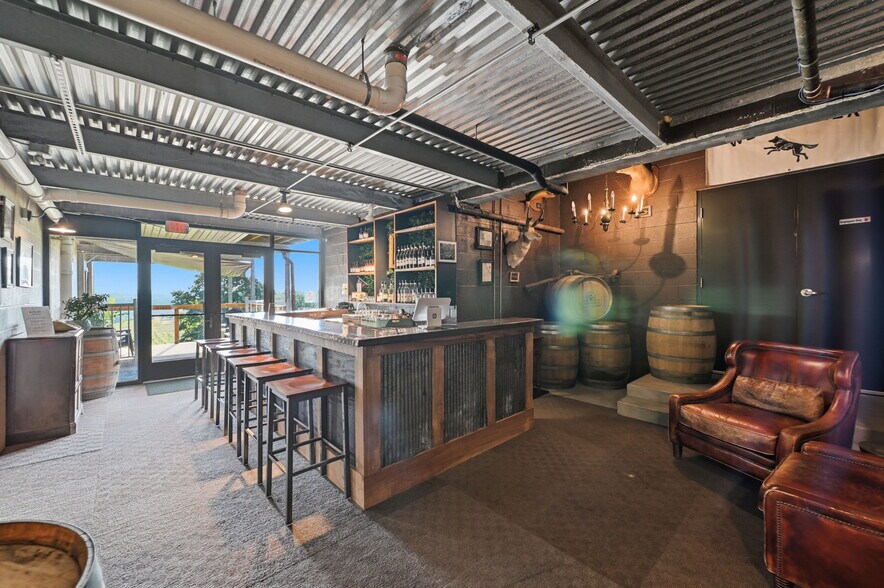 More Photos Of 2637 S Cleveland Massillon Rd, Barberton Winery Vineyard For Sale
