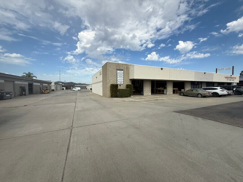 More Photos Of 1666 N Magnolia Ave, El Cajon Manufacturing For Lease