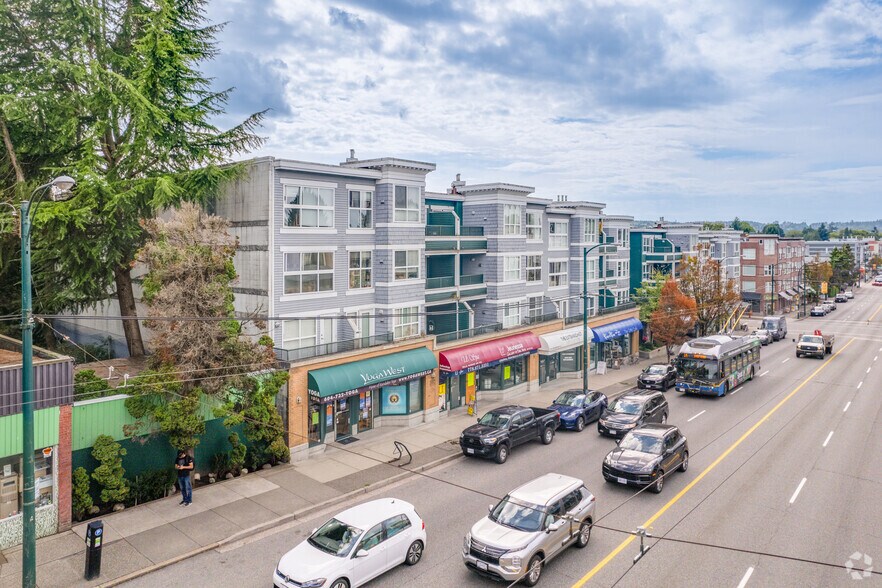 More Photos Of 2662 4th Av W, Vancouver Apartments For Sale