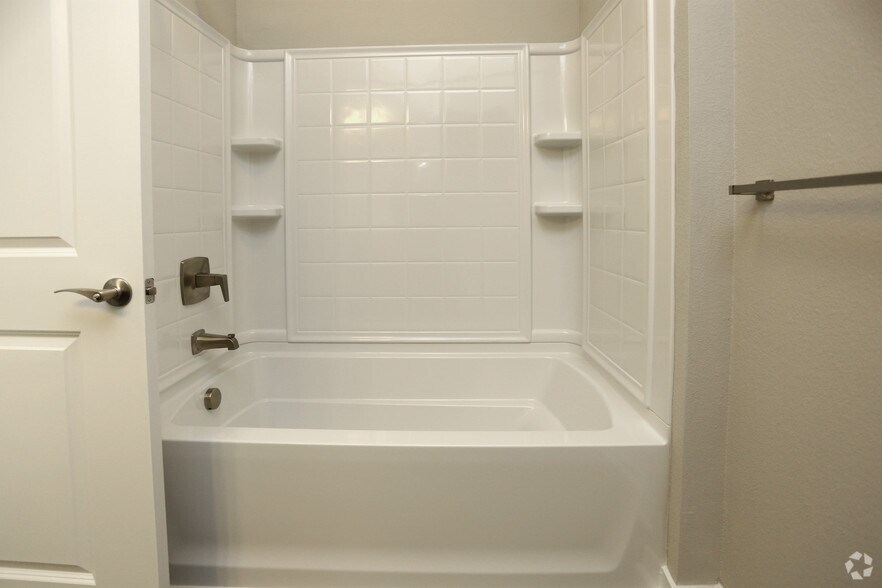 More Photos Of 11010 Twenty Mile Rd, Parker Apartments For Lease