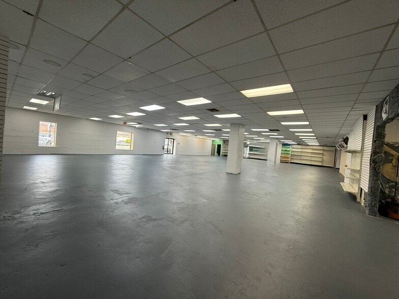More Photos Of 703 Black Horse Pike, Glendora Storefront Retail Office For Sale