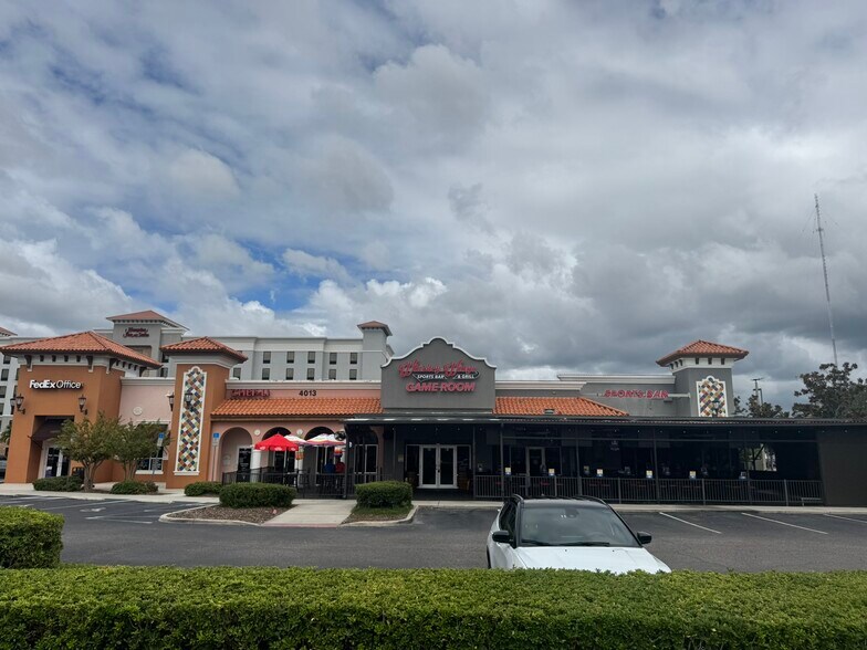 More Photos Of 4011 Tampa Rd, Oldsmar Unknown For Lease