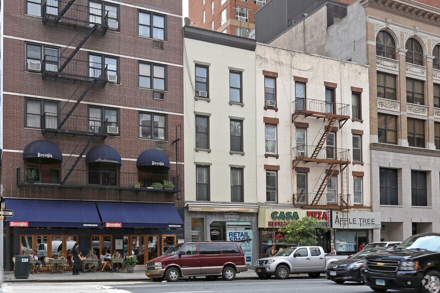 More Photos Of 1429 Third Ave, New York Apartments For Sale