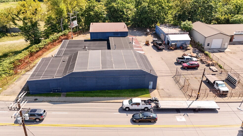 More Photos Of 1702 Wheeling Ave, Glen Dale Manufacturing For Sale