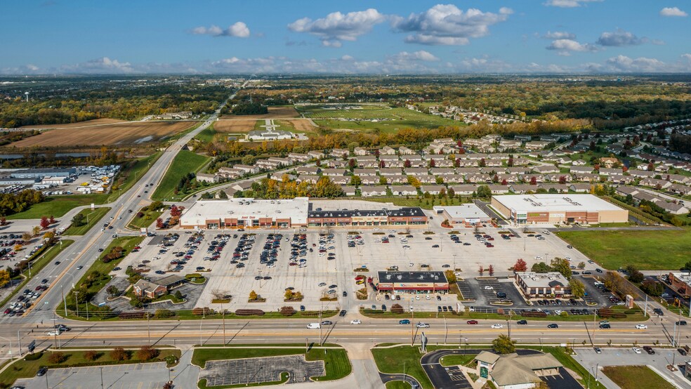 More Photos Of 807 Joliet St, Dyer General Retail For Lease