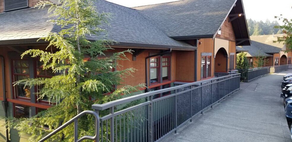 More Photos Of 2024 Caton Way SW, Olympia Medical For Lease