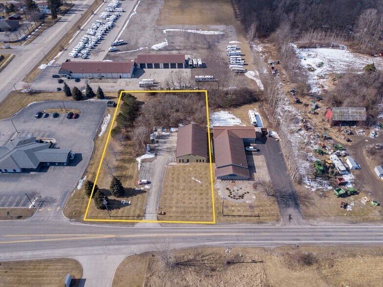 More Photos Of 5087 N Michigan Rd, Saginaw Flex For Sale