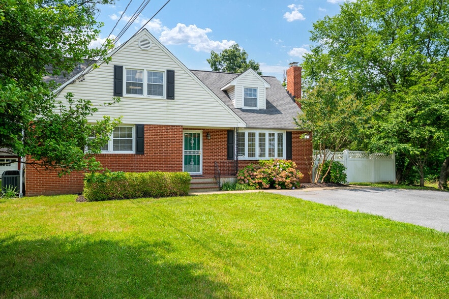 More Photos Of 2893 Jessup Rd, Jessup Office For Sale