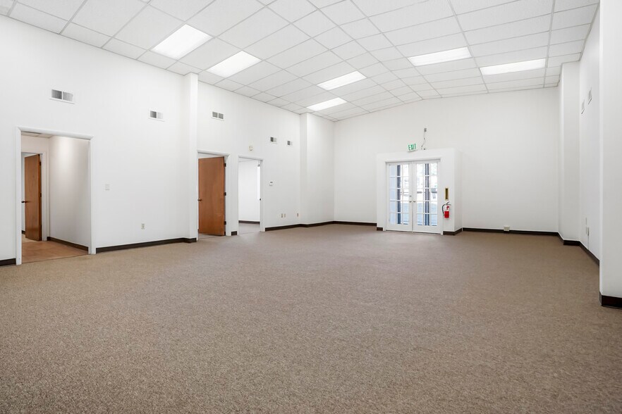 More Photos Of 5745 Monaco St, Commerce City Warehouse For Lease