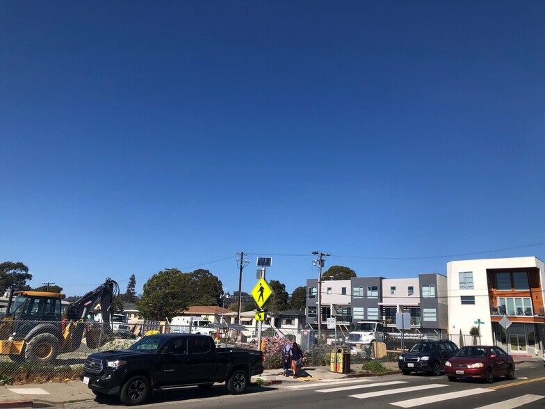 More Photos Of 3055 35th Ave, Oakland Land For Sale