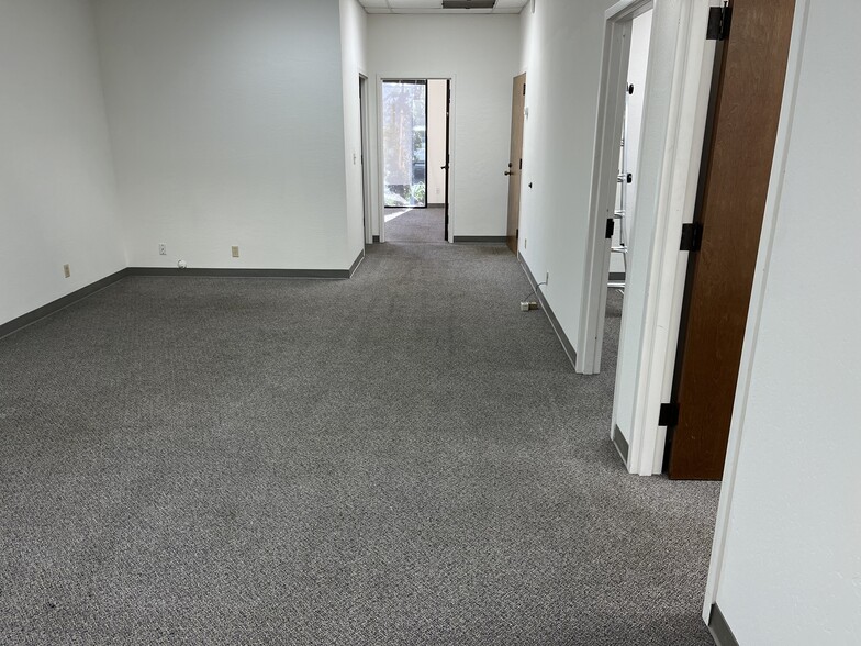 More Photos Of 958 San Leandro Ave, Mountain View Research And Development For Lease