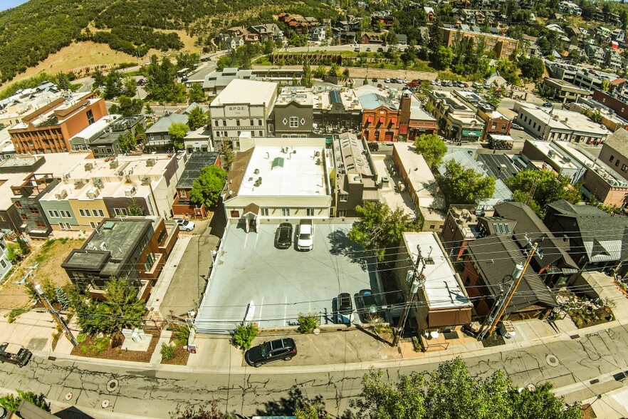 More Photos Of 537 Main St, Park City Storefront Retail Office For Lease