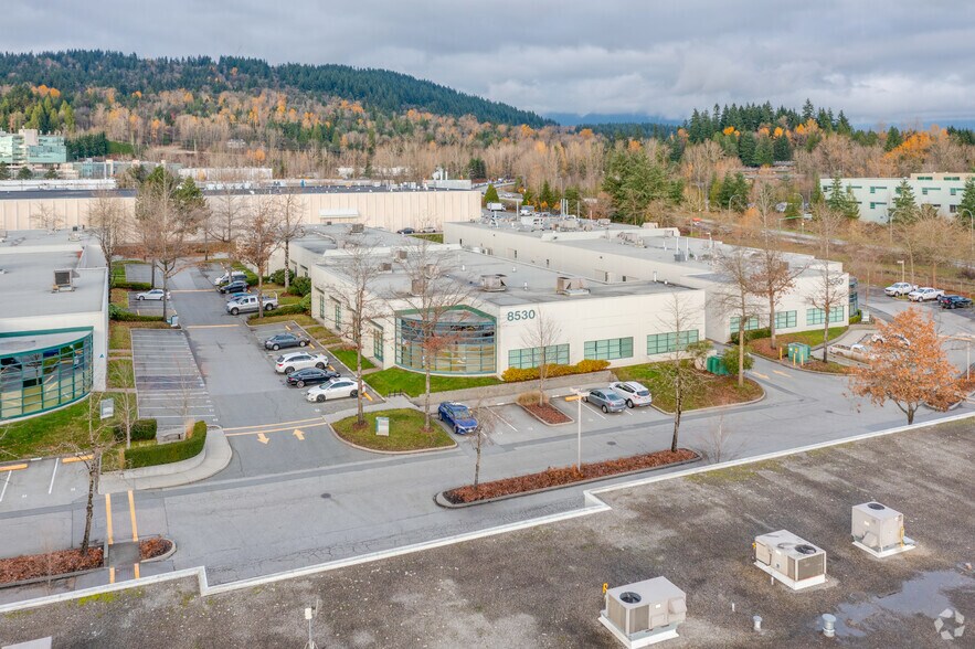 More Photos Of 8541 Commerce Crt, Burnaby Light Distribution For Lease