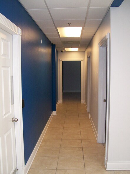 More Photos Of 311 Specialty Pt, Sanford Warehouse For Lease