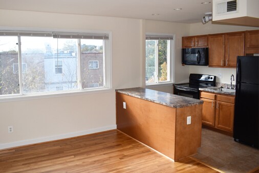 More Photos Of 3928 1st St SE, Washington Apartments For Sale